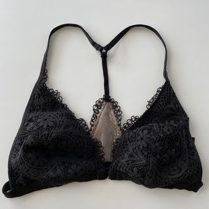 VICTORIAS SECRET Black Crochet Bralette